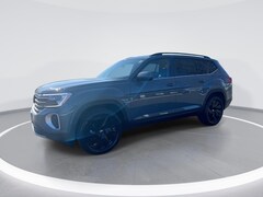 2026 Volkswagen Atlas SE With Technology Sport Utility