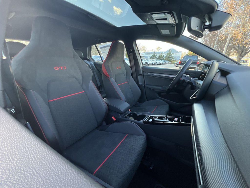 2026 Volkswagen Golf GTI SE - Photo 24