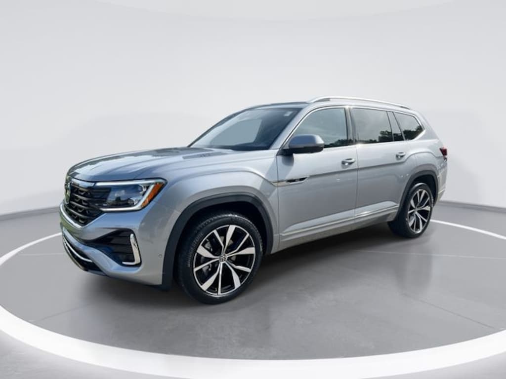 New 2026 Volkswagen Atlas 2.0T SEL Premium R-Line SUV