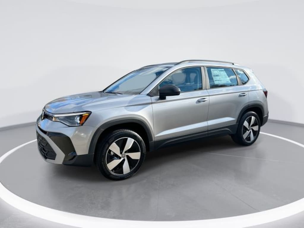 New 2026 Volkswagen Taos 1.5T S SUV