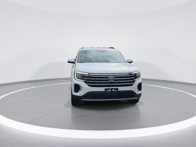 2024 Volkswagen Atlas SE Technology photo 2