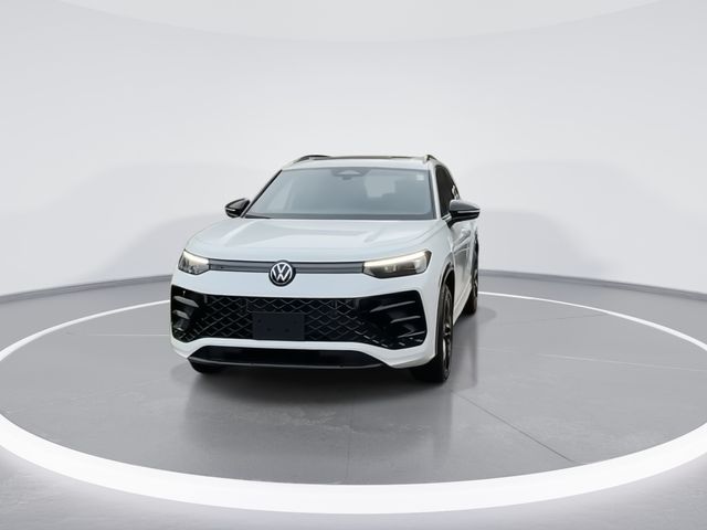 2026 Volkswagen Tiguan SE R-Line Black photo 3