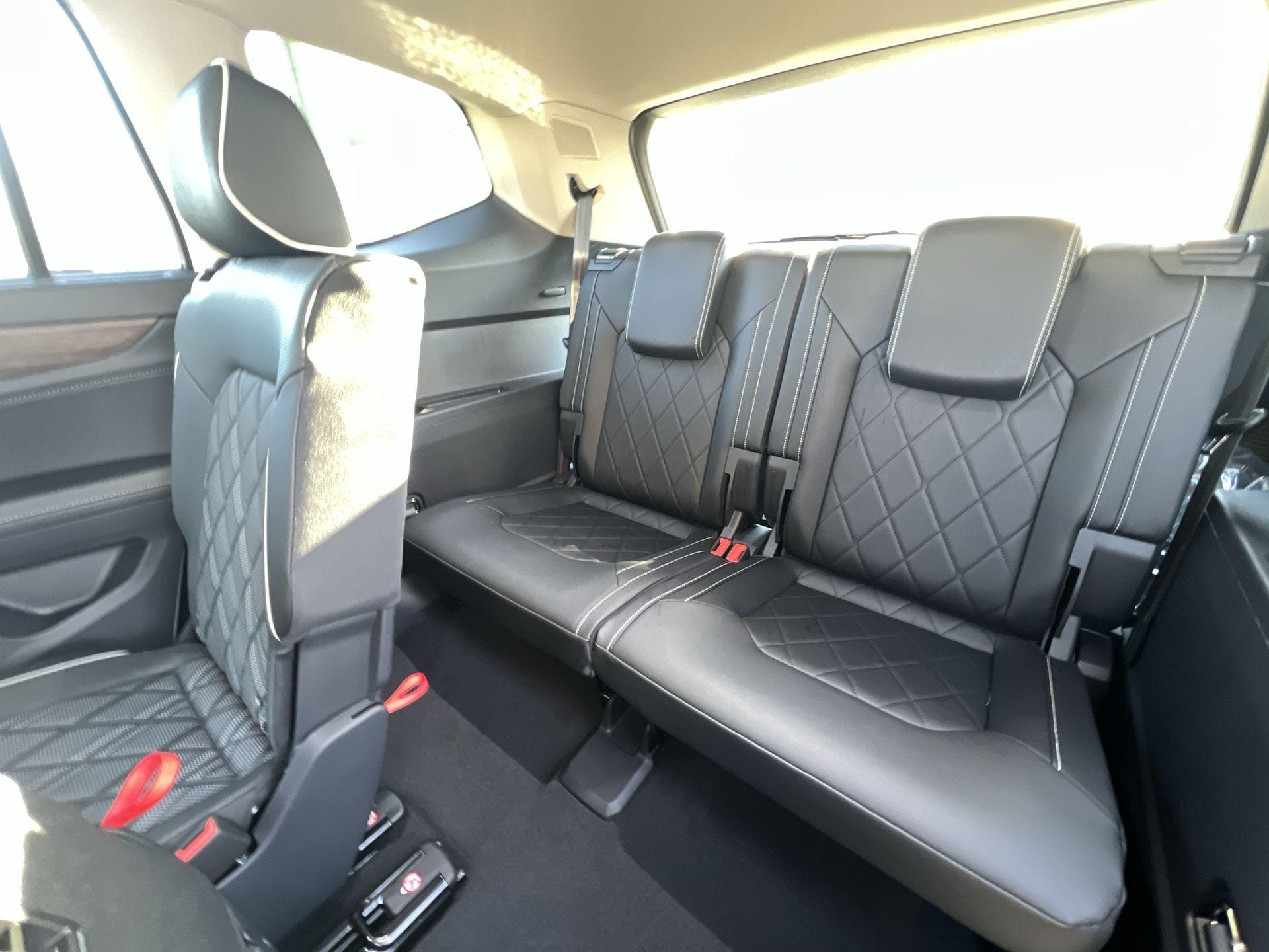 2026 Volkswagen Atlas SEL Premium R-Line - Photo 23