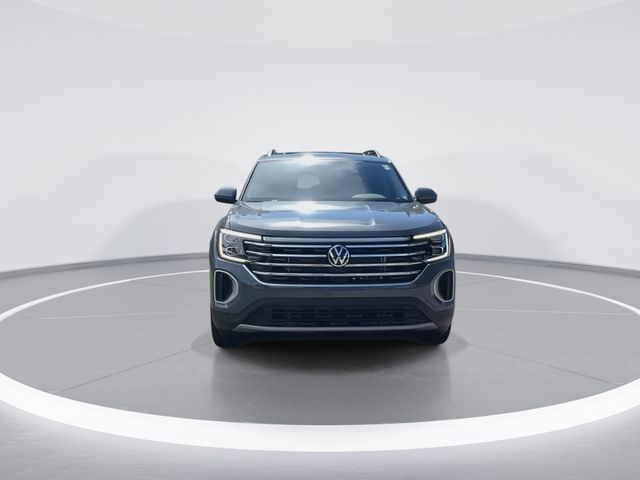 2026 Volkswagen Atlas SE Technology photo 2