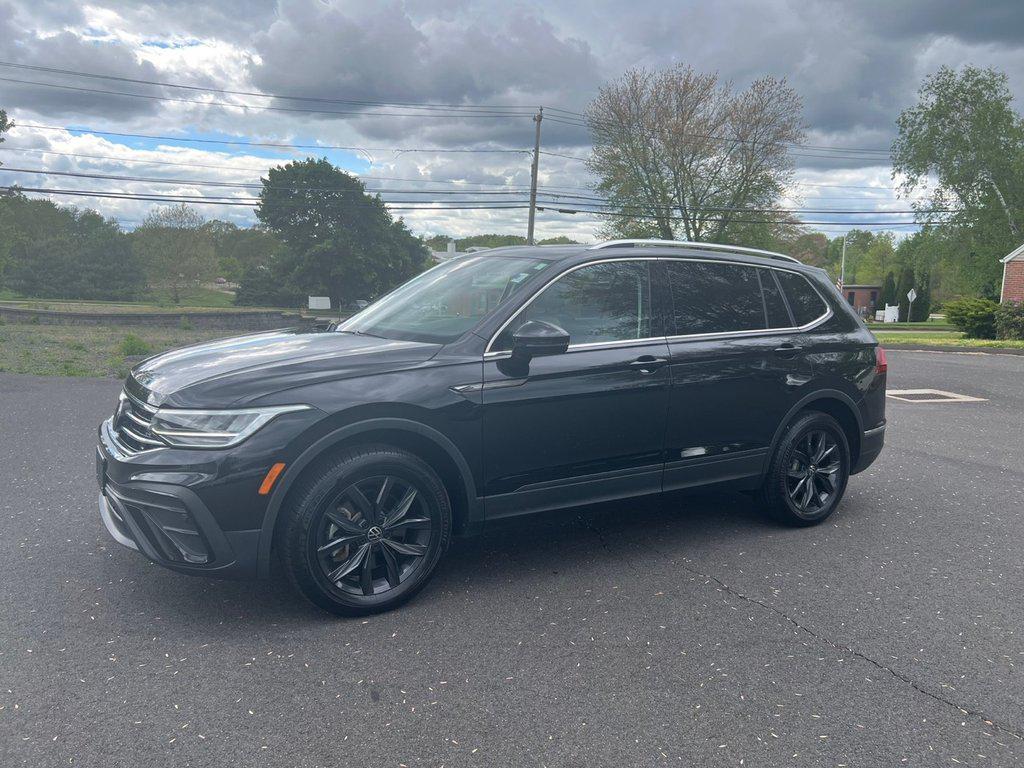 2024 Volkswagen Tiguan 2.0T SE 4Motion's photo