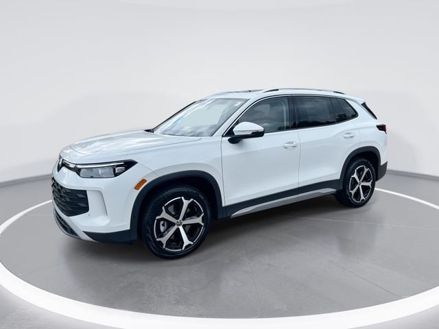 2026 Volkswagen Tiguan SE's photo