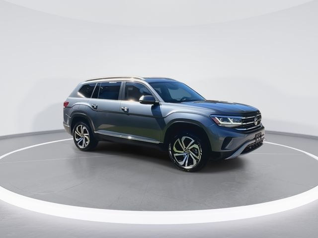 2022 Volkswagen Atlas V6 SEL photo 2
