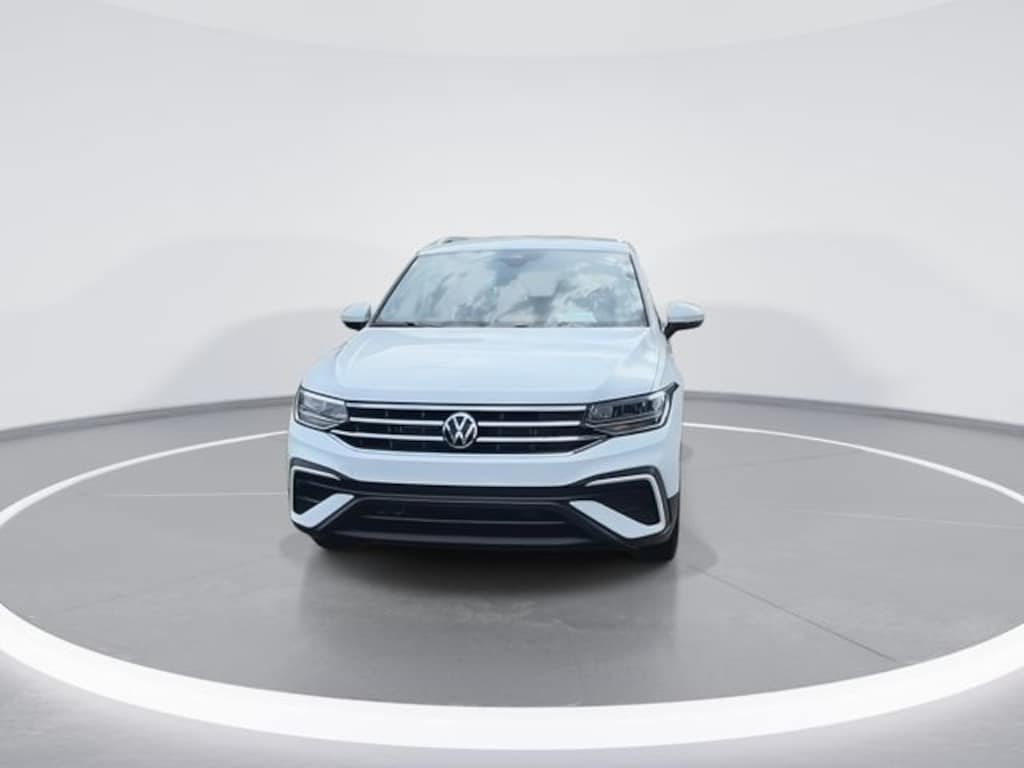 Certified 2022 Volkswagen Tiguan 2.0T SE SUV