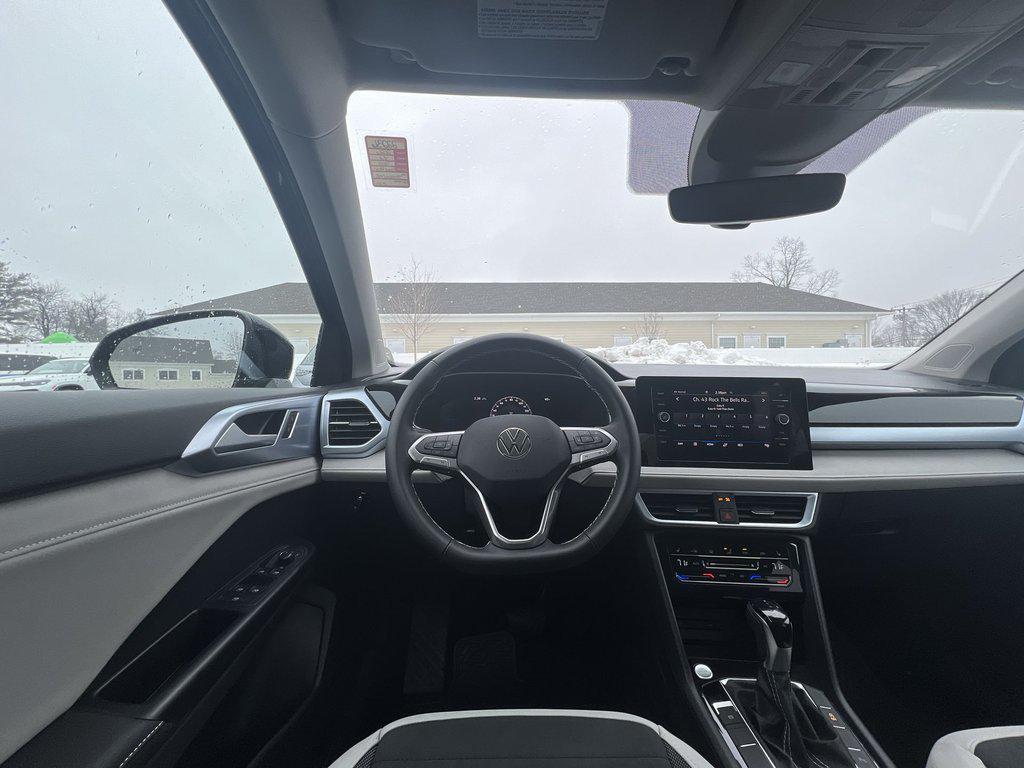 2026 Volkswagen Taos SE - Photo 14