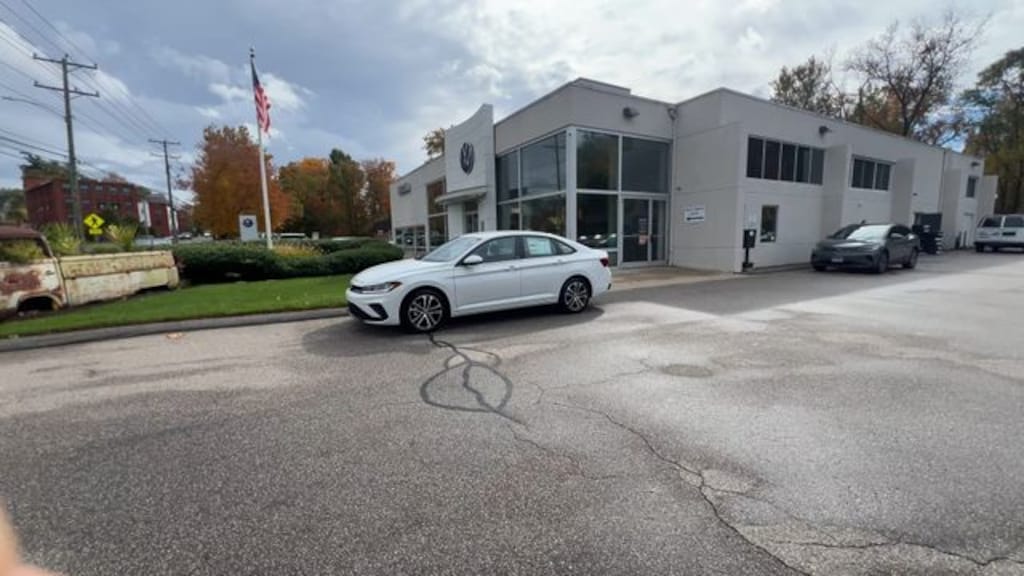 New 2026 Volkswagen Jetta 1.5T Sport Sedan