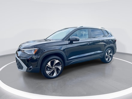 2025 Volkswagen Taos 1.5T SE Sport Utility