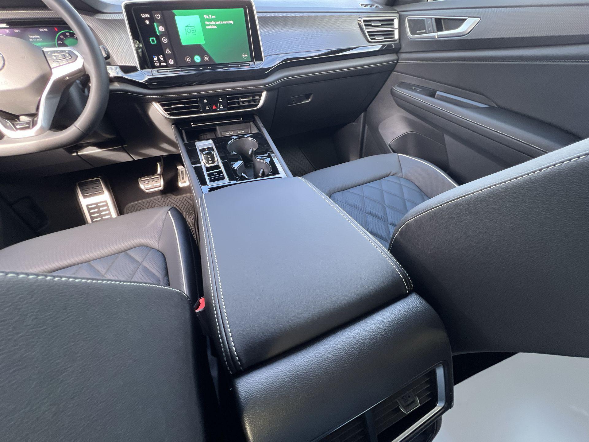2026 Volkswagen Atlas Cross Sport SEL Premium R-LINE - Photo 20
