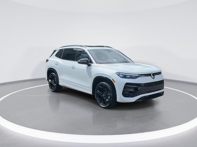 2025 Volkswagen Tiguan SE R-Line Black photo 2
