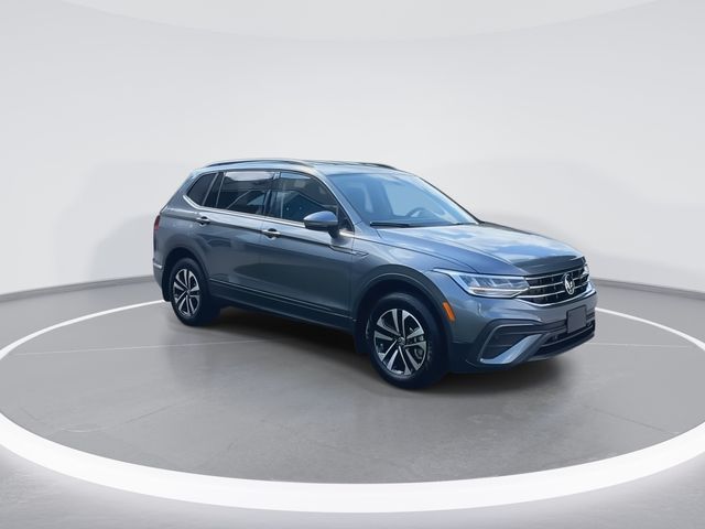 2024 Volkswagen Tiguan S photo 2
