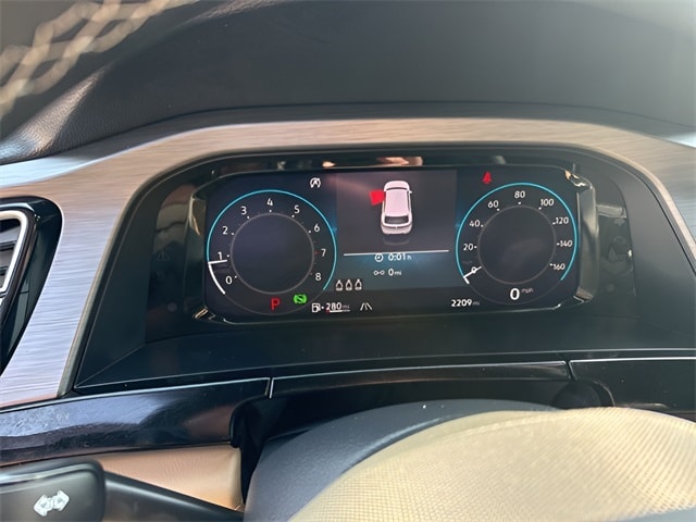 Used 2024 Volkswagen Atlas Cross Sport SE w/Tech with VIN 1V2WE2CA5RC240358 for sale in Humboldt, TN
