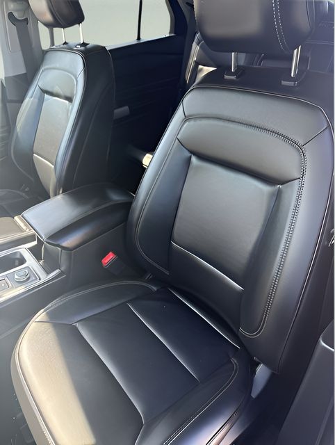 2022 Ford Explorer XLT - Photo 6