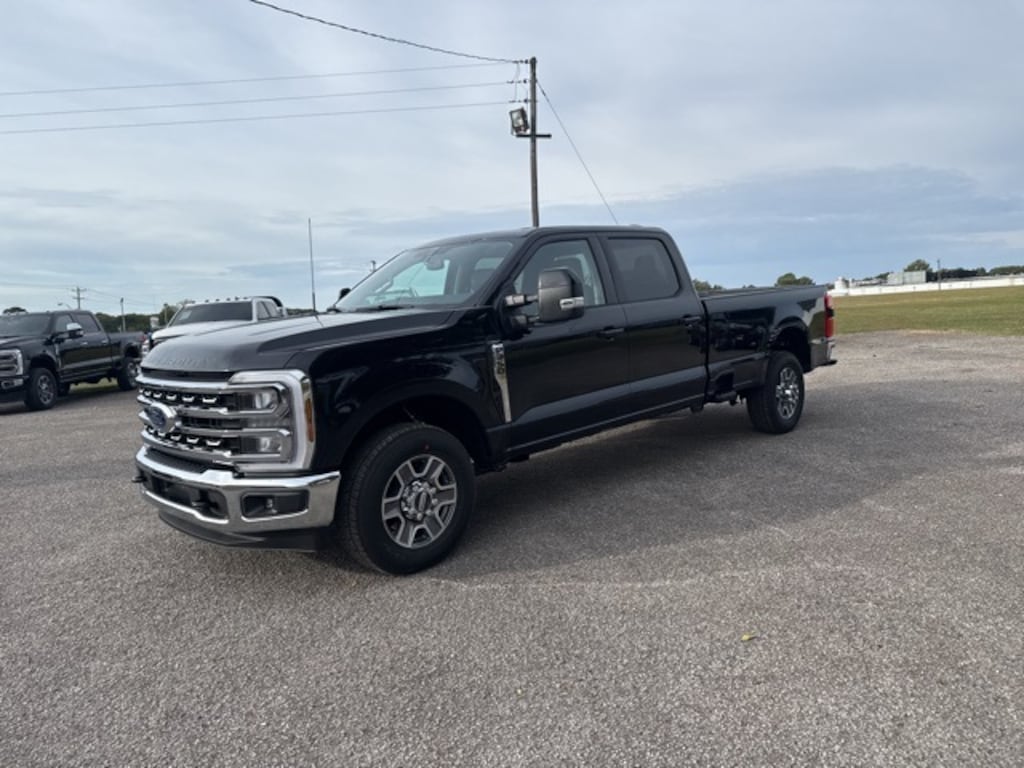 New 2026 Ford Super Duty F-350 Lariat TRUCK