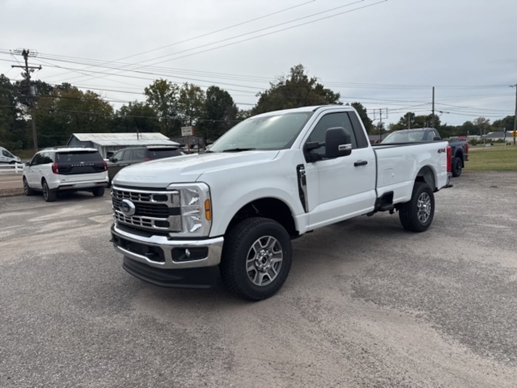 New 2025 Ford Super Duty F-350 XLT TRUCK
