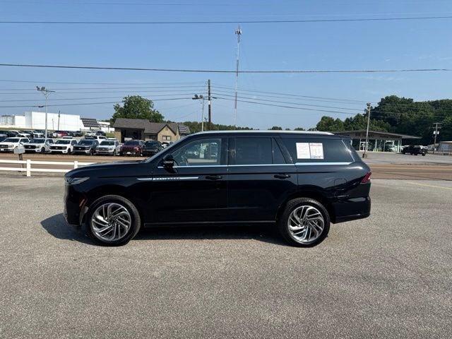 2025 Lincoln Navigator