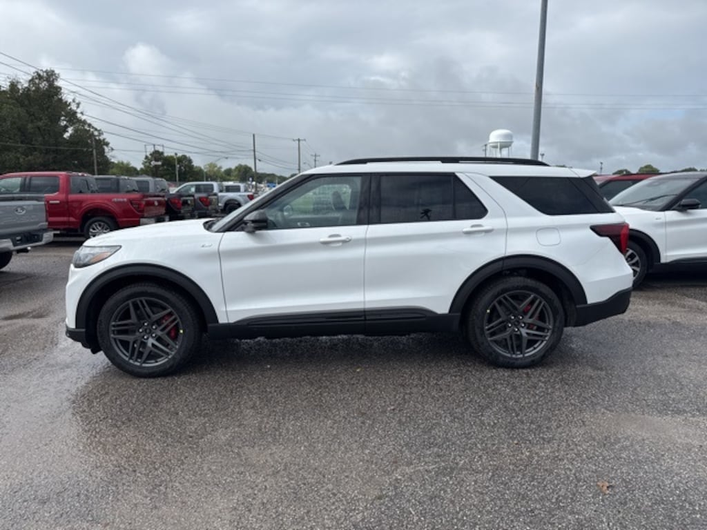 New 2025 Ford Explorer ST-Line SUV