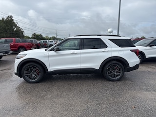 2025 Ford Explorer ST-Line SUV
