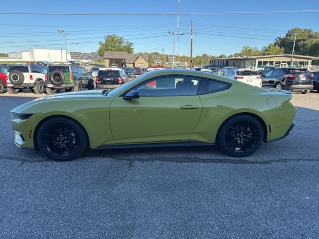 New 2025 Ford Mustang Ecoboost Fastback CAR