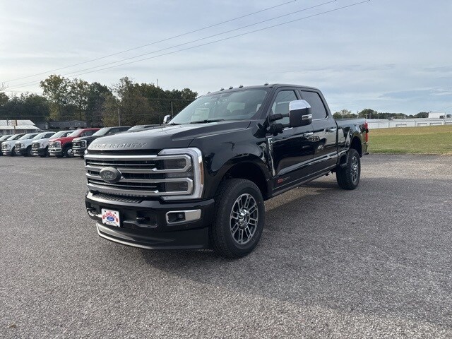 2026 Ford F-250 Platinum photo 4