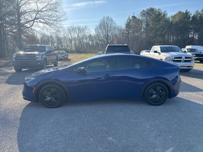 2025 Toyota Prius LE Hatchback