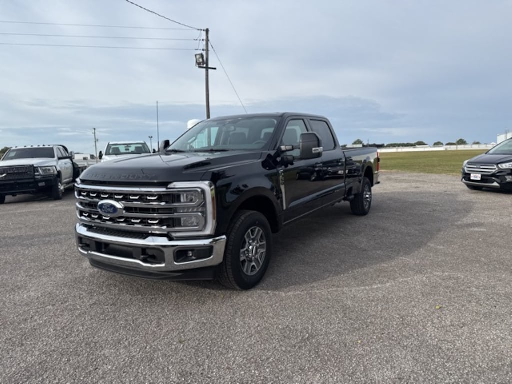New 2026 Ford Super Duty F-350 Lariat TRUCK