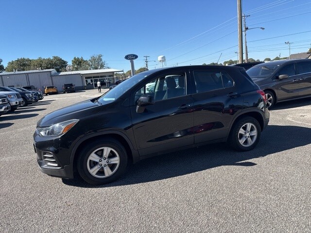 Used 2019 Chevrolet Trax LS with VIN 3GNCJKSB1KL318274 for sale in Humboldt, TN
