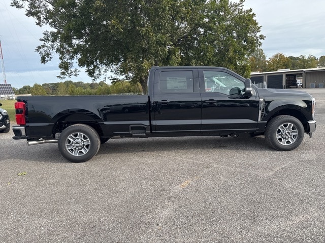2026 Ford F-350 Super Duty Lariat - Photo 13