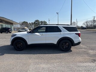 2026 Ford Explorer 4DR AWD Tremor SUV