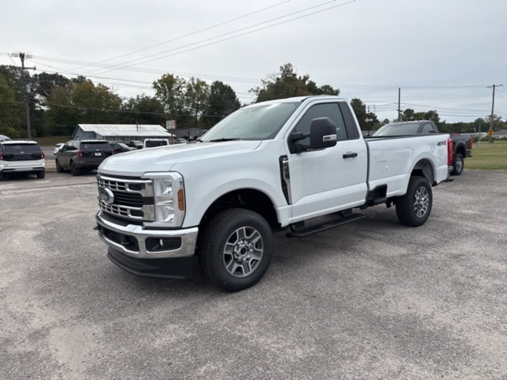 New 2025 Ford Super Duty F-350 XLT TRUCK