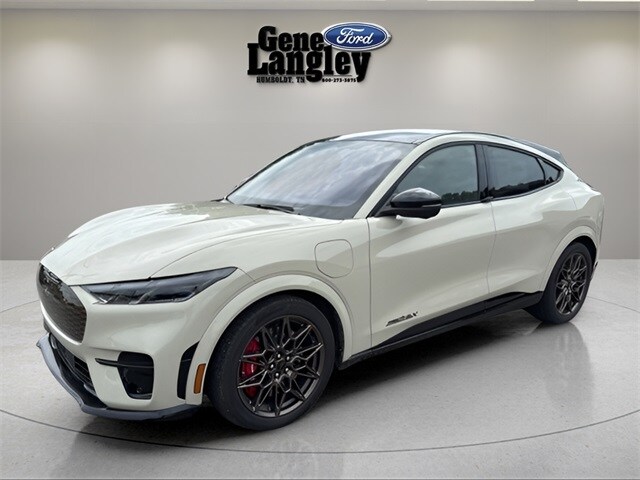 2025 Ford Mustang Mach-E GT photo 2
