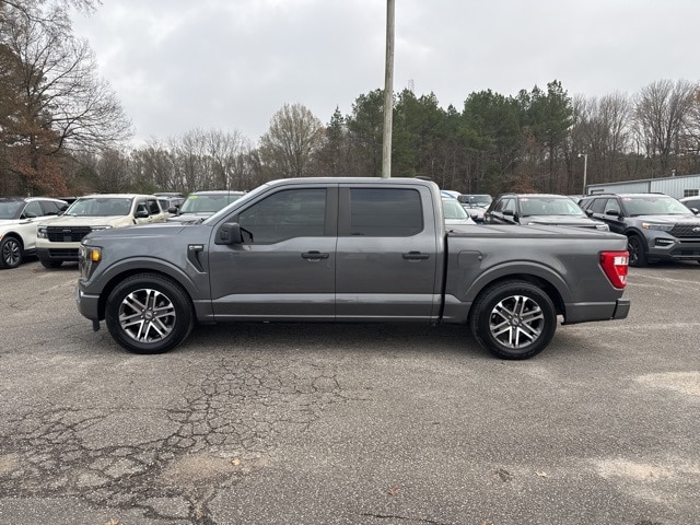 2022 Ford F-150 XL's photo
