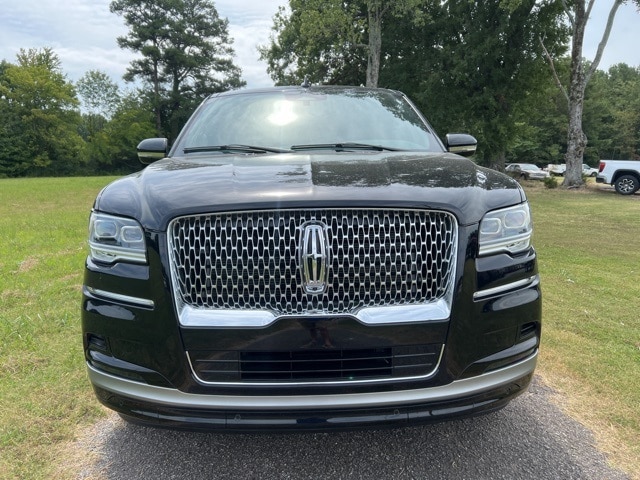 Used 2023 Lincoln Navigator Standard L with VIN 5LMJJ3MG5PEL07941 for sale in Humboldt, TN