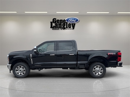 2025 Ford Super Duty F-250&reg; Lariat&reg; TRUCK