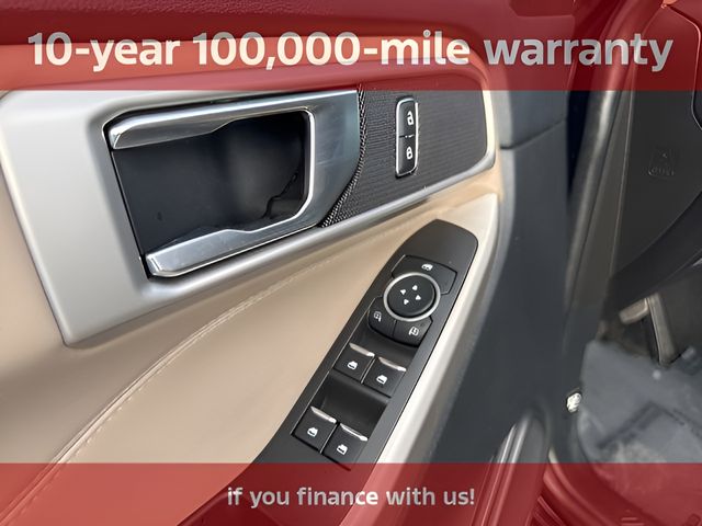 2023 Ford Explorer XLT - Photo 10