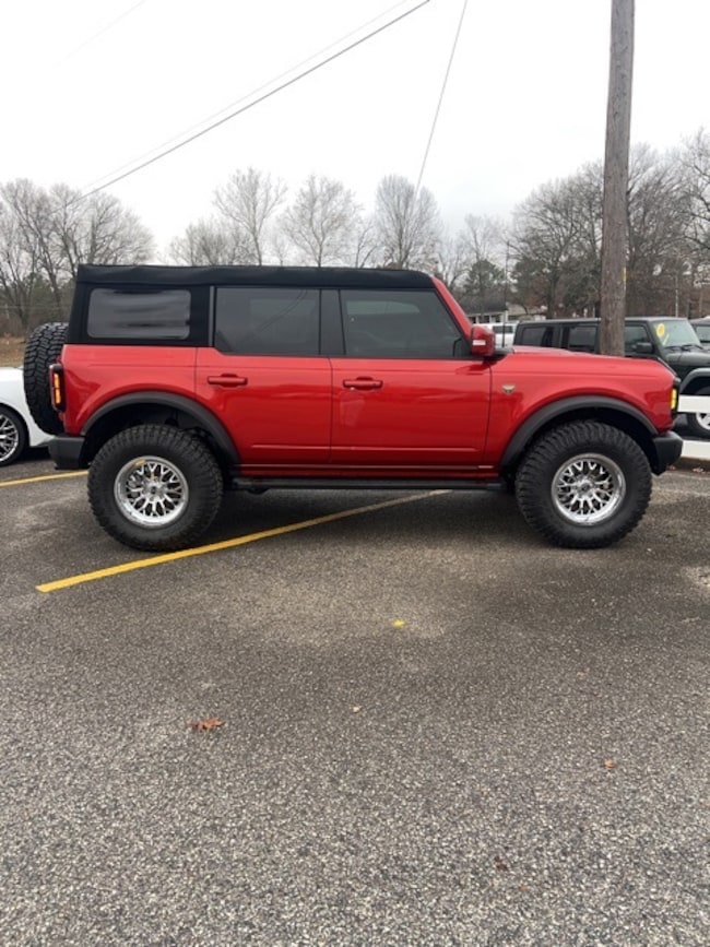 2024 Ford Bronco Outer Banks SUV