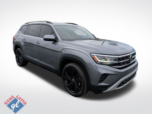 2022 Volkswagen Atlas 3.6L SE w/Tech 4MOTION's photo
