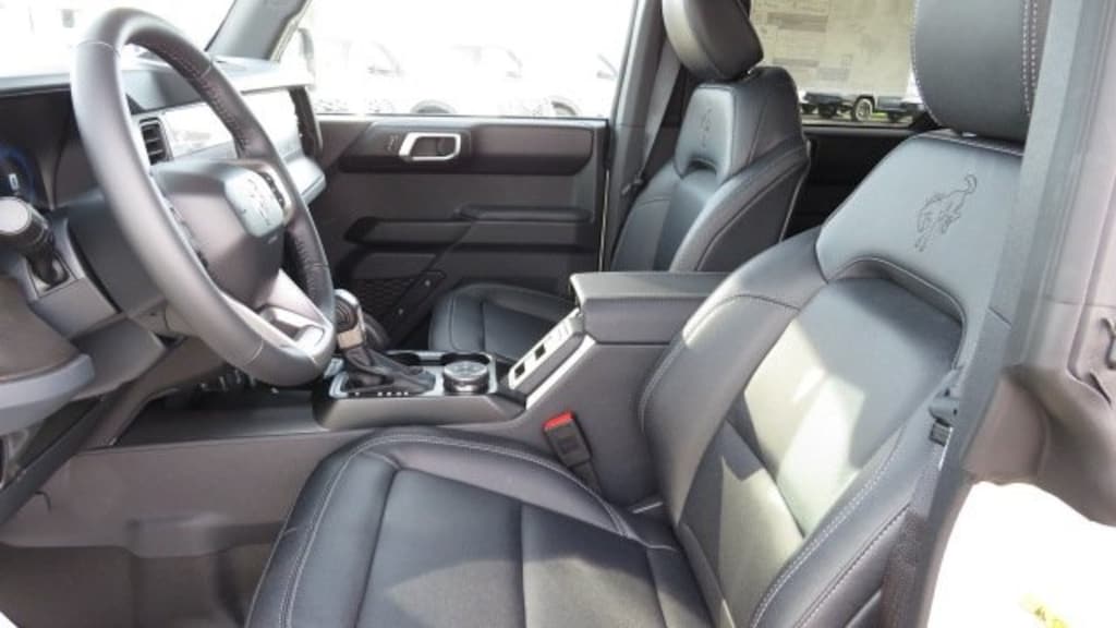 New 2025 Ford Bronco Badlands SUV