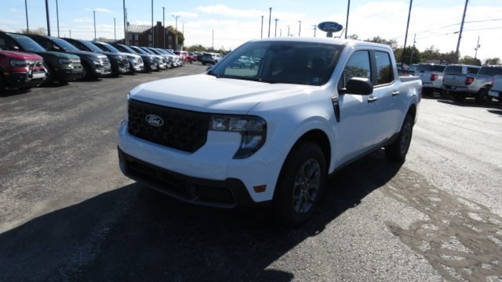 New 2025 Ford Maverick XLT Truck