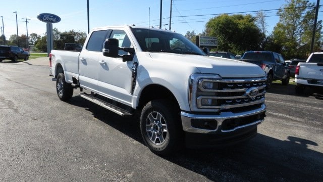 2026 Ford F-350 Super Duty Lariat's photo