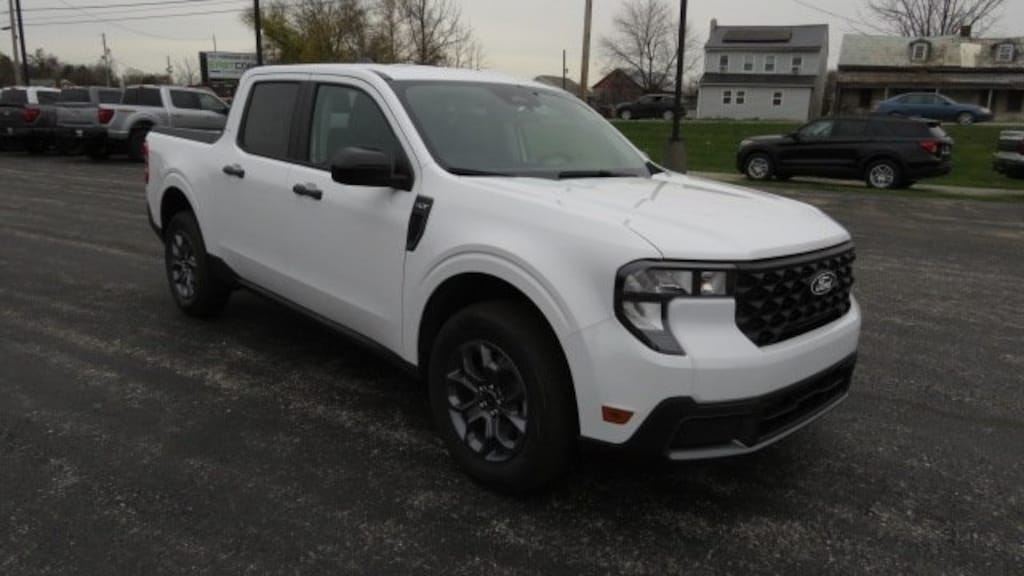 New 2025 Ford Maverick XLT Truck