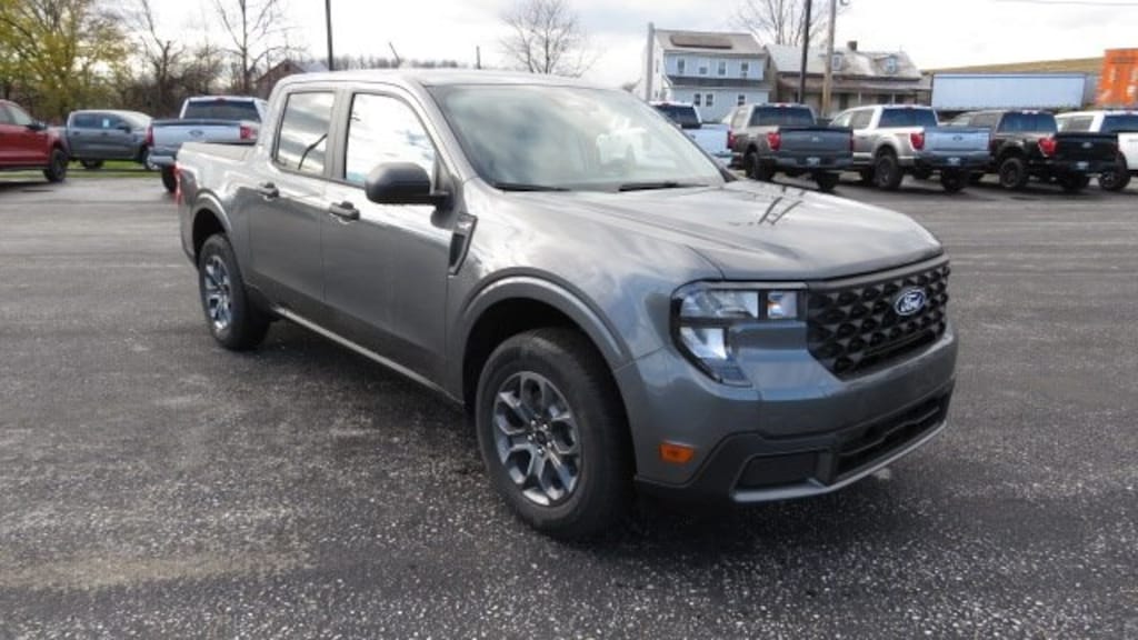 New 2025 Ford Maverick XLT Truck