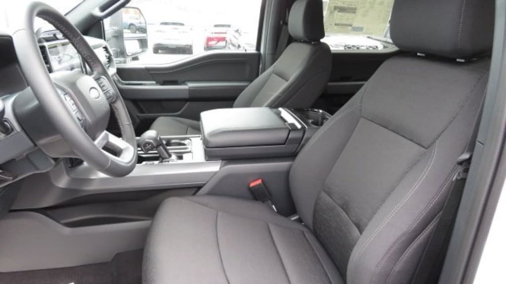 New 2025 Ford F-150 XLT Truck