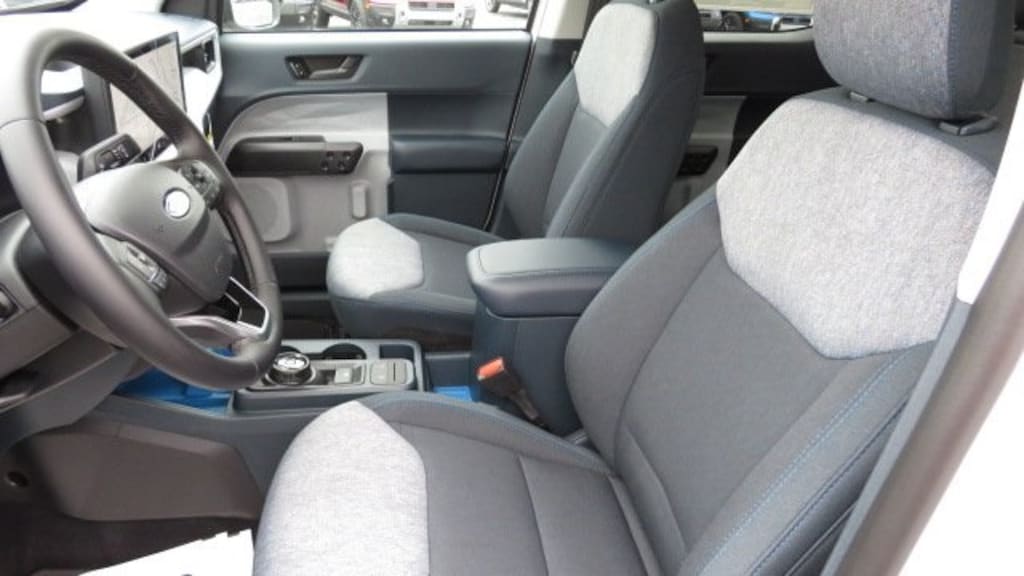 New 2025 Ford Maverick XLT Truck