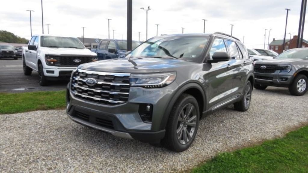 New 2025 Ford Explorer Active SUV
