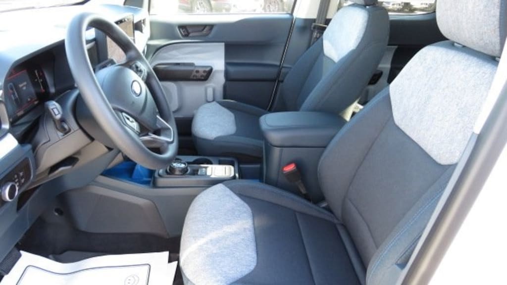 New 2025 Ford Maverick XLT Truck