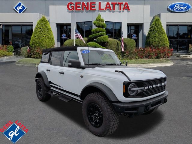 2024 Ford Bronco Wildtrak 4x4's photo